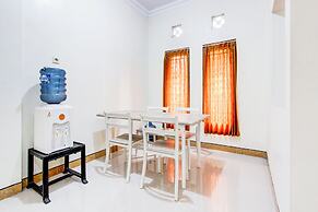 Hotel O Homestay Putra Syariah