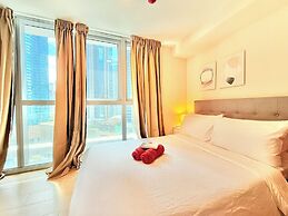 Uptown Parksuites BGC