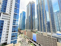 Uptown Parksuites BGC