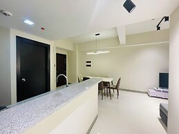 Uptown Parksuites BGC