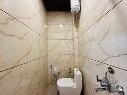 Home Escape 2BHK Retreat Pvt Home