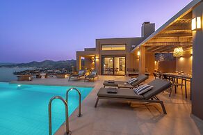 Notiko villas