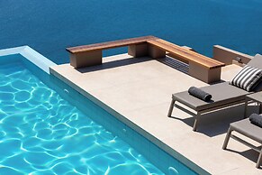 Notiko villas