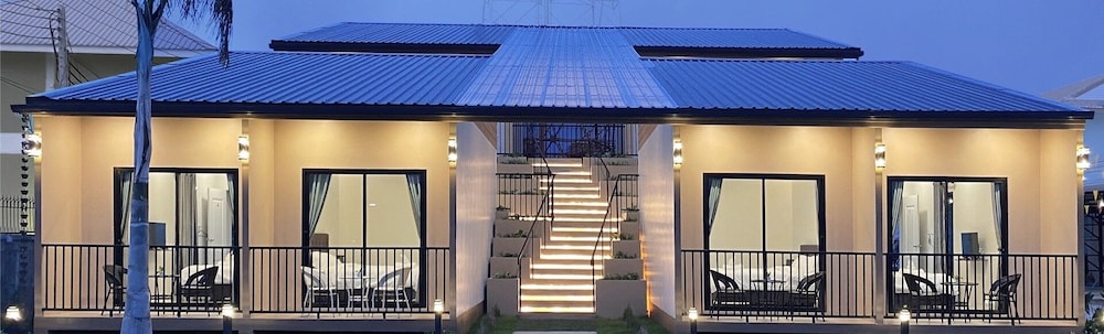 Arawan Resort