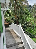 Pinard's Mountain Resort- Cottage 6