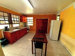 Pinard's Mountain Resort- Cottage 6