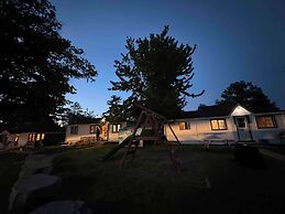 Alton Lodges