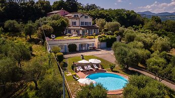 Villa Lontana in Lucca