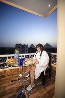 Happy Day Pyramids View Hotel