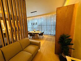 LOFT 403