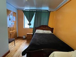 Hostal Taxo Yura
