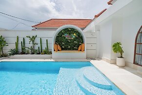Villa Amisa Berawa