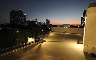 ZEN MASTER HOTEL