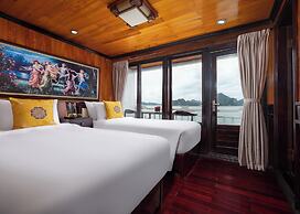 Hera Classic Boutique Cruise