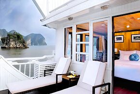 Hera Classic Boutique Cruise