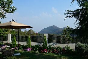 Aura Luxury Stays
