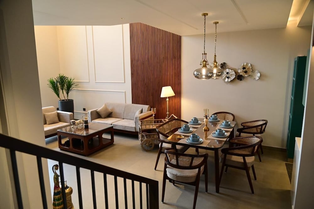 Aura Luxury Stays