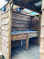 Walltree House Glamping - Bell Tent