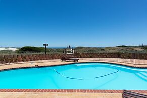 Lagoon Beach Penthouse