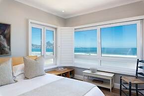 Lagoon Beach Penthouse