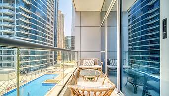 Modern One Bedroom Stylish Touches