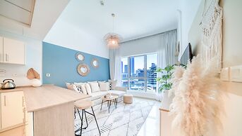 Modern One Bedroom Stylish Touches