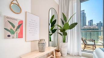 Modern One Bedroom Stylish Touches