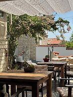 H&R Alaçatı Hotel