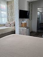 H&R Alaçatı Hotel