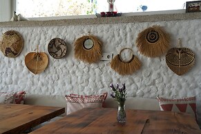H&R Alaçatı Hotel