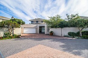 Bayhill Terrace 17 by CTHA