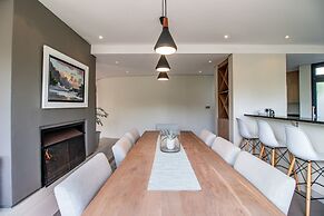 Bayhill Terrace 17 by CTHA