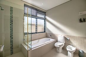 Bayhill Terrace 17 by CTHA