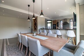 Bayhill Terrace 17 by CTHA