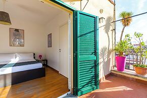 Panoramic Penthouse in Naples by Wonderful Italy