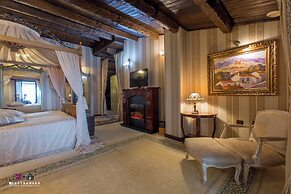 Hotel Masia de Lacy