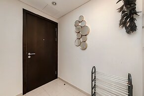 Handsome 1BR in Bay Central Tower