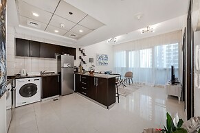 Handsome 1BR in Bay Central Tower