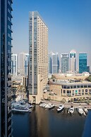 Handsome 1BR in Bay Central Tower