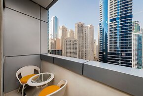 Handsome 1BR in Bay Central Tower