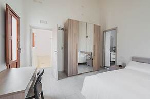 Modern duplex with balcony by Wonderful Italy