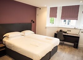 Crown Hotel