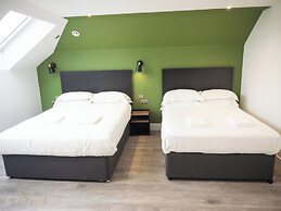 Crown Hotel