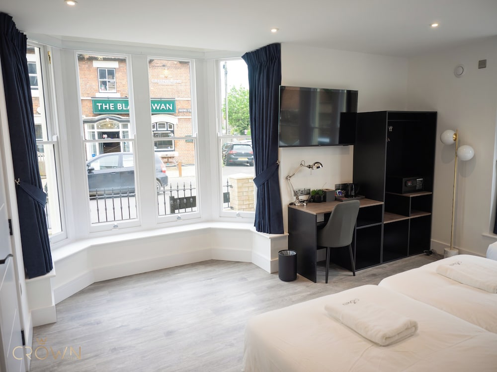 Crown Hotel
