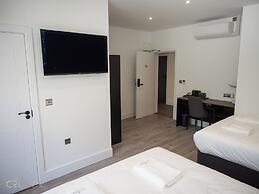 Crown Hotel