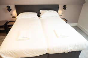 Crown Hotel