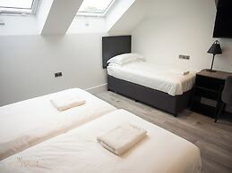 Crown Hotel