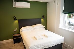 Crown Hotel