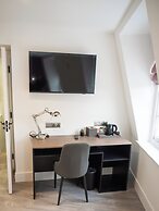 Crown Hotel