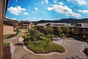 Hotel Indigo Lugu Lake by IHG